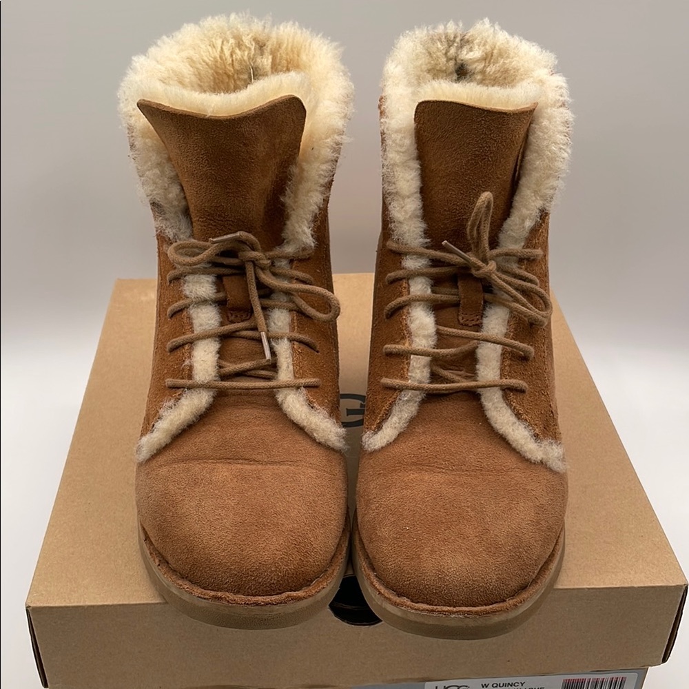 UGG W Quincy Ankle lace up Boots Brown Shearling Boots 1012359 Size 6 Chestnut